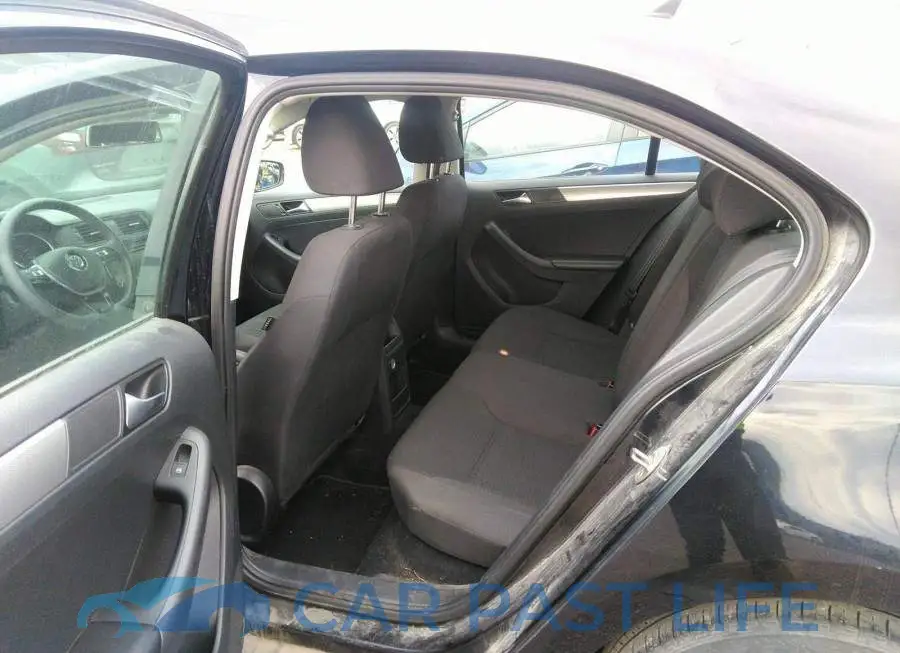 3VW2K7AJ5FM273196# 8