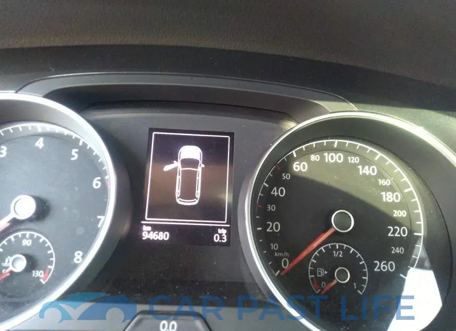 3VW217AU2KM517619# 7