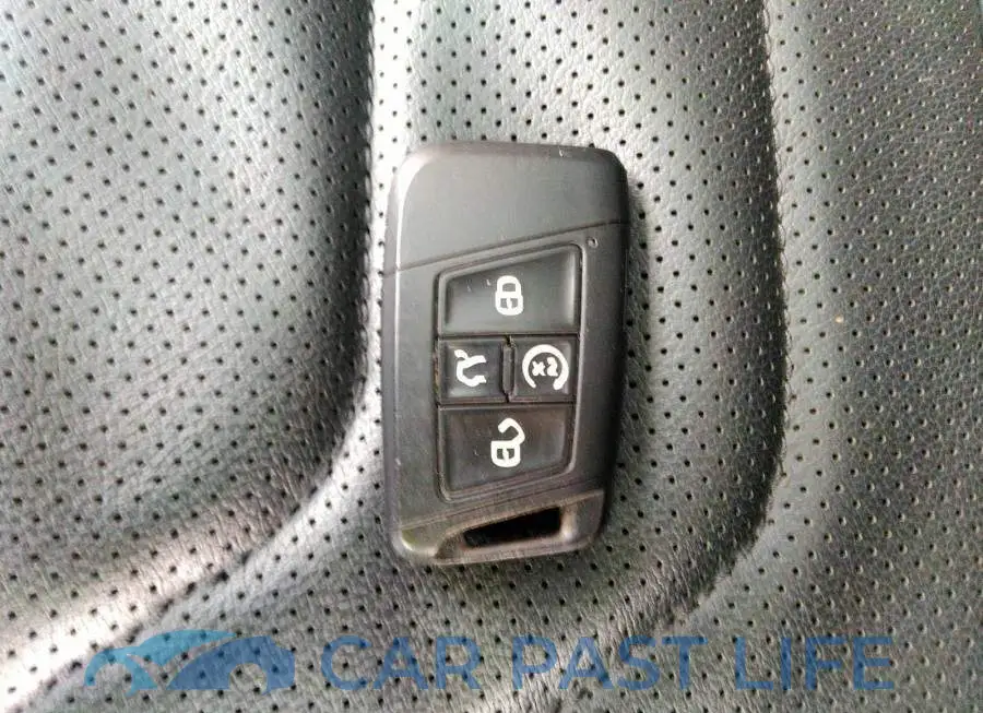 3VWG57BU8MM032221# 11