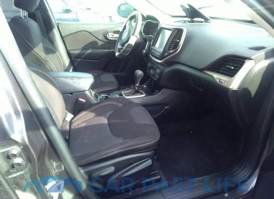 1C4PJMCS1FW509309# 5