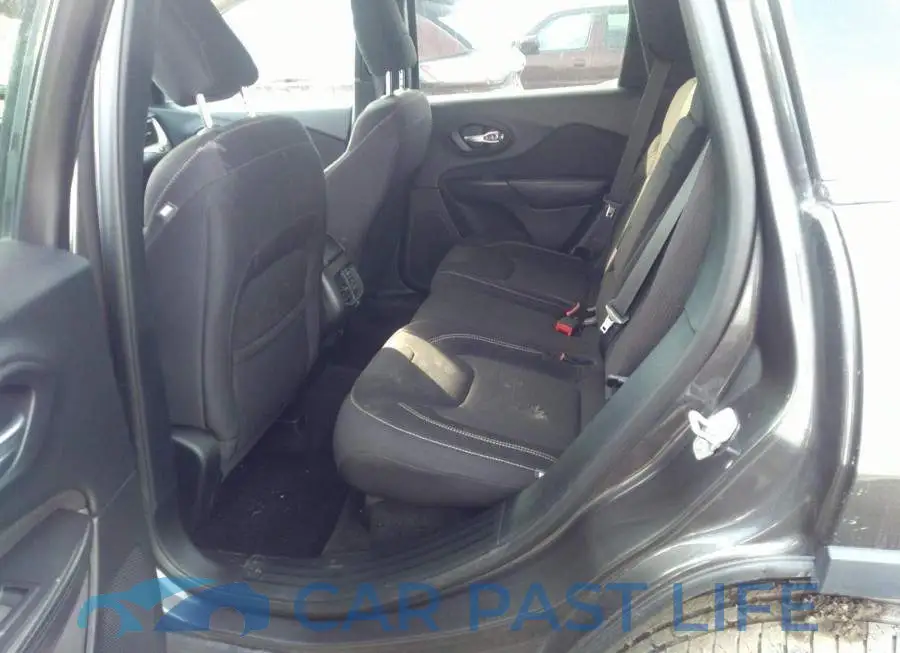 1C4PJMCS1FW509309# 8