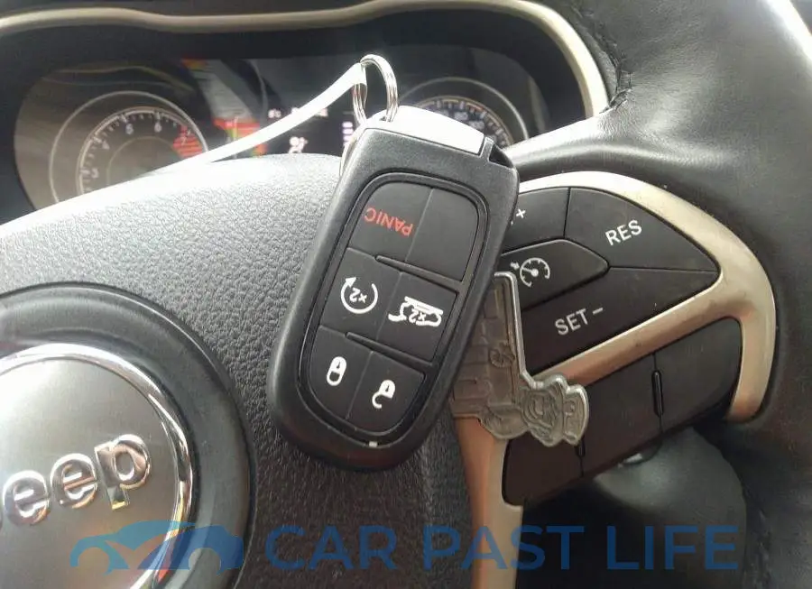1C4PJMCS3GW141393# 11