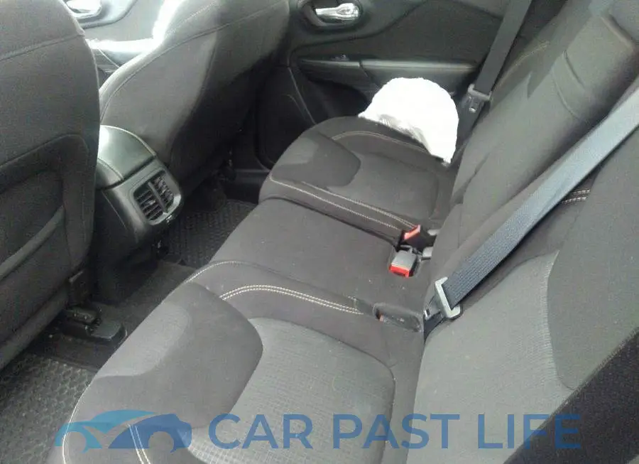 1C4PJMCS3GW141393# 8