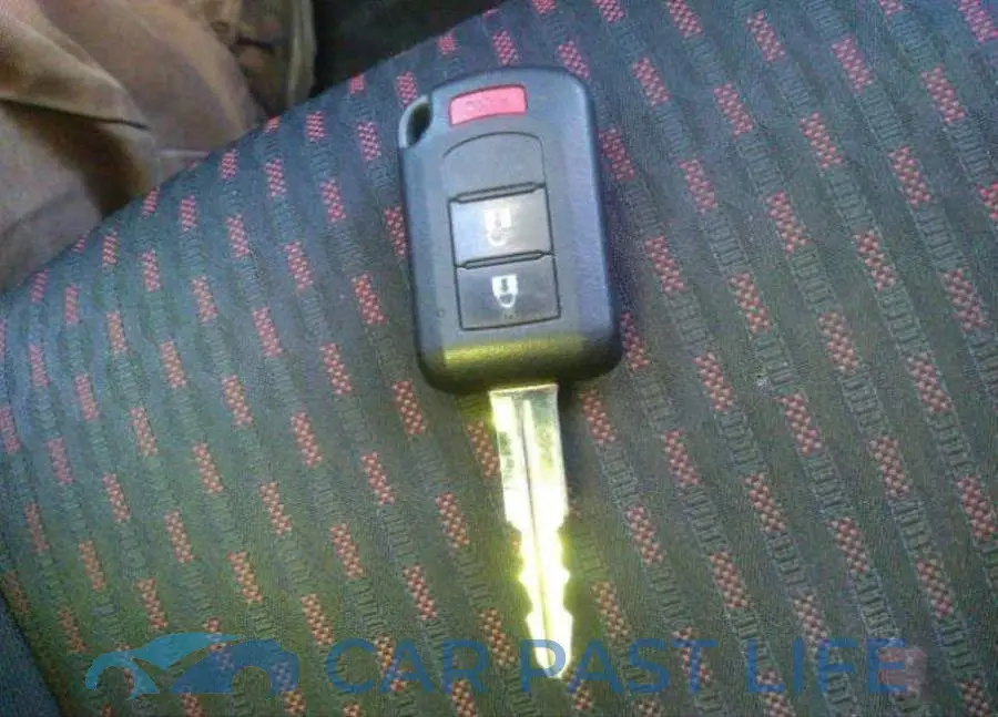 JA4AH3AU9HZ609735# 12