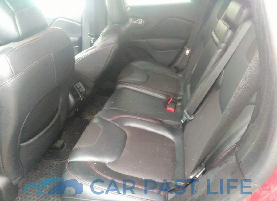 1C4PJMBS8GW189294# 8