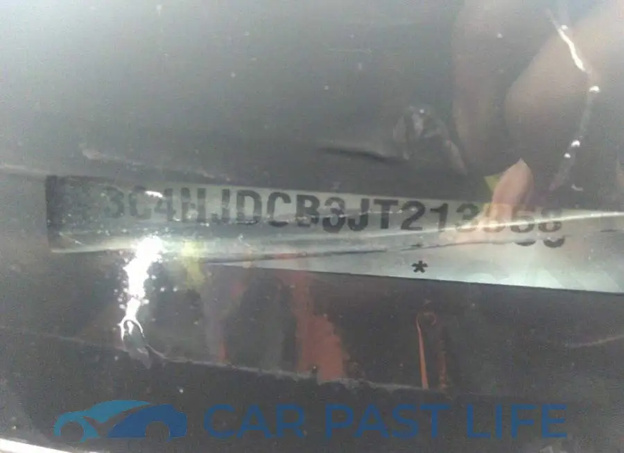 3C4NJDCB3JT213858# 9