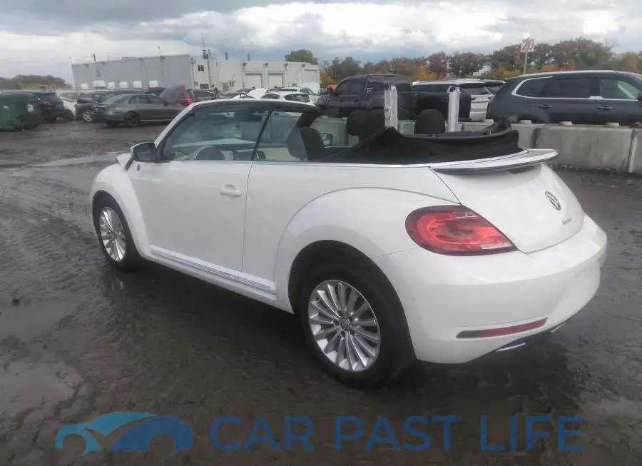 3VW5DAAT8KM501594# 3