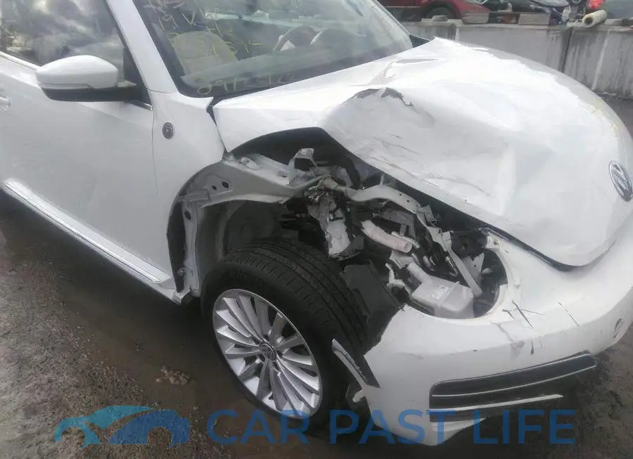 3VW5DAAT8KM501594# 6