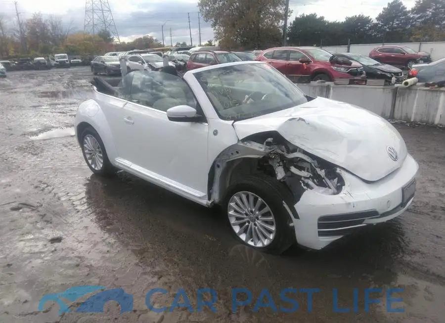 3VW5DAAT8KM501594# 1