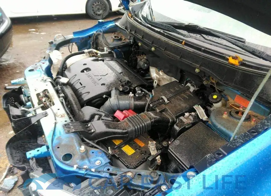 JA4AJ3AU0JZ603137# 10
