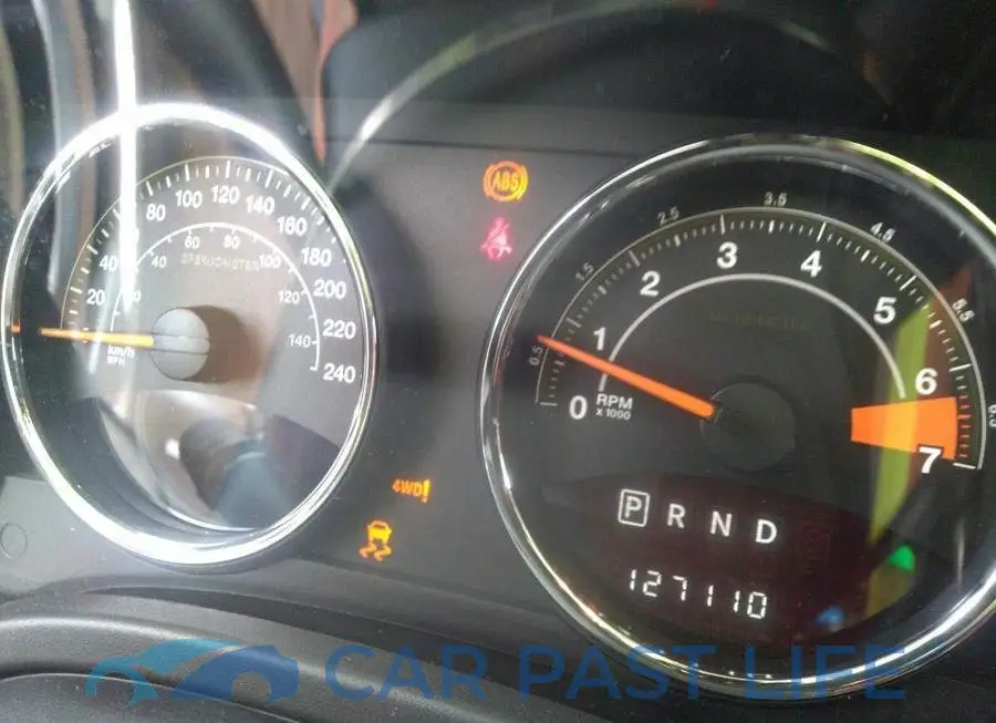 1C4NJDAB7FD303093# 7