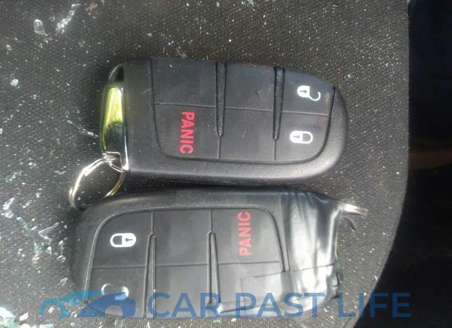 3C4NJCAB9JT122008# 11