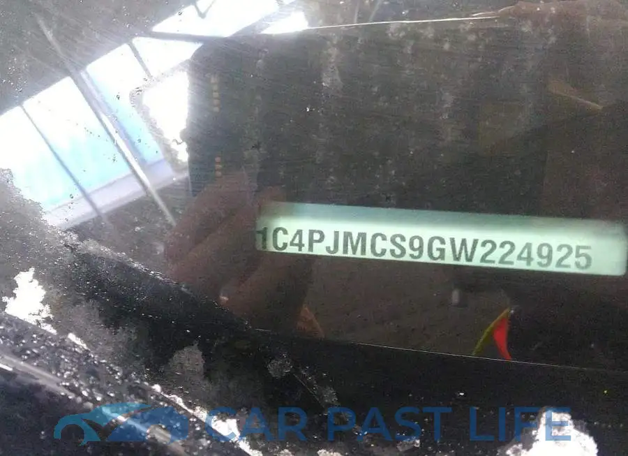 1C4PJMCS9GW224925# 9