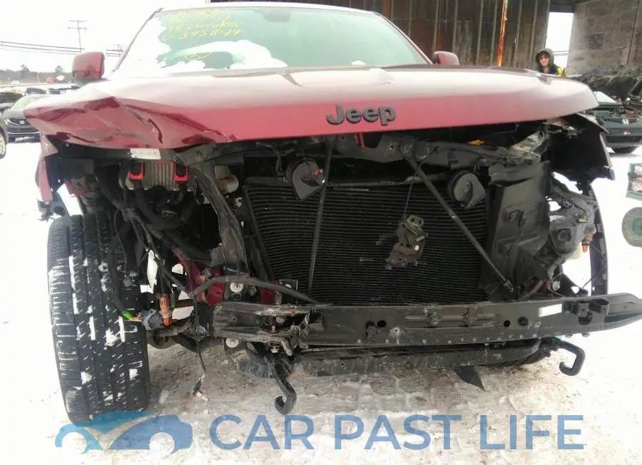1C4RJFAG2JC395849# 6