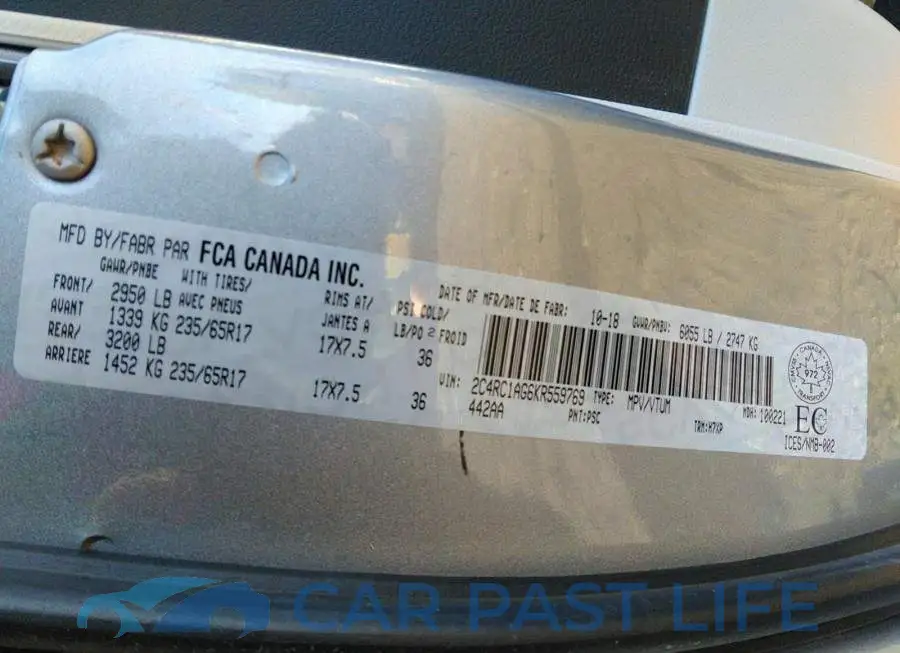 2C4RC1AG6KR559769# 9