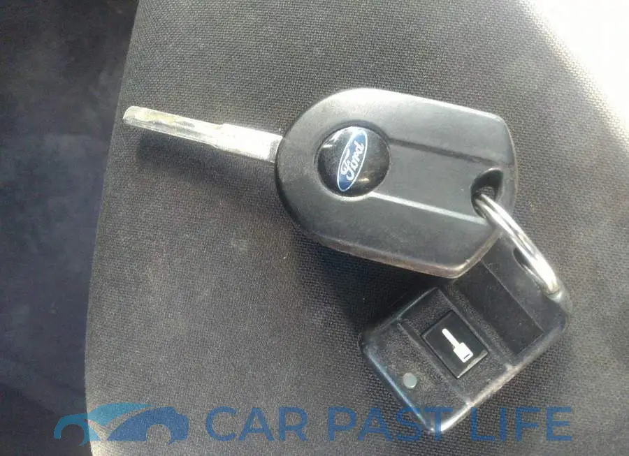 1FADP3E23FL331984# 11