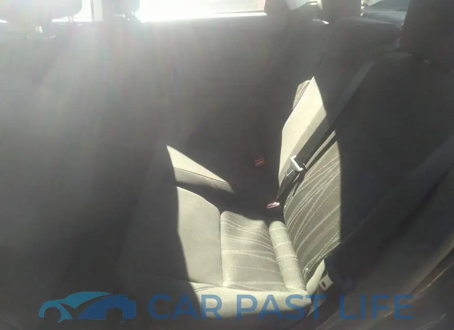 1FADP3E23FL331984# 8