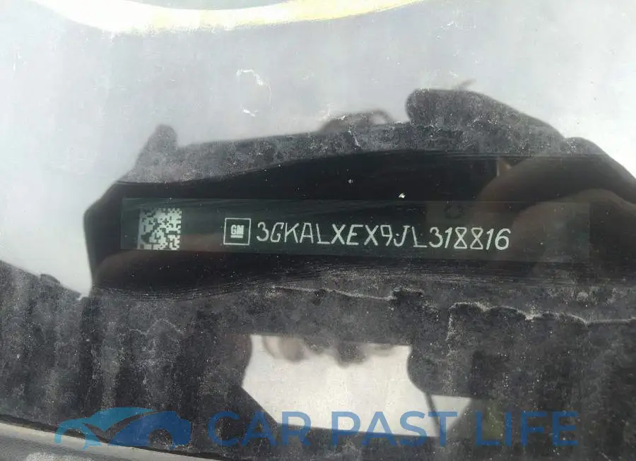 3GKALXEX9JL318816# 9