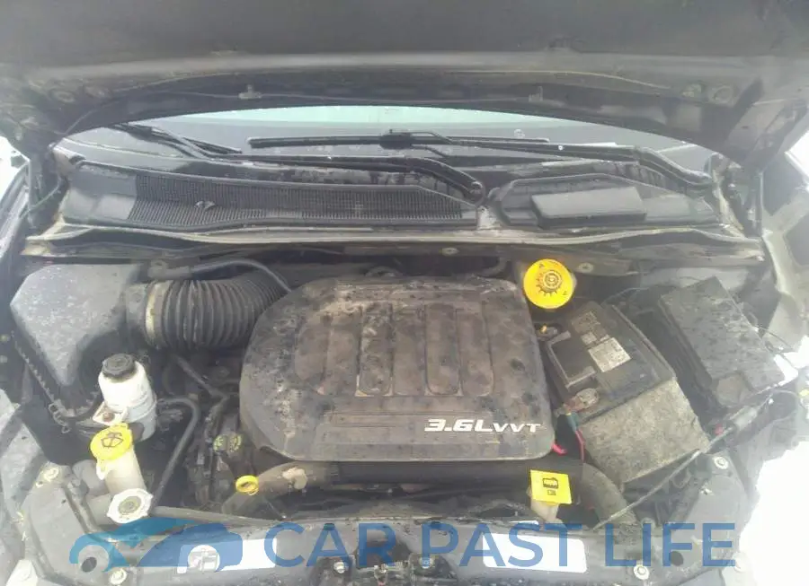 2C4RC1JGXGR286276# 10