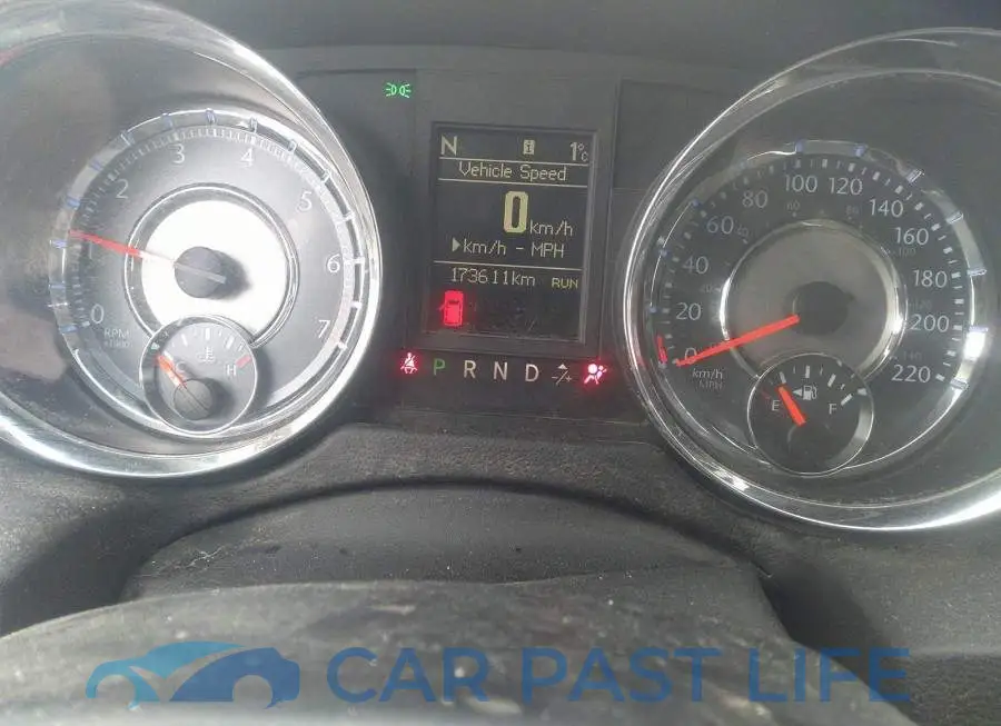 2C4RC1JGXGR286276# 7