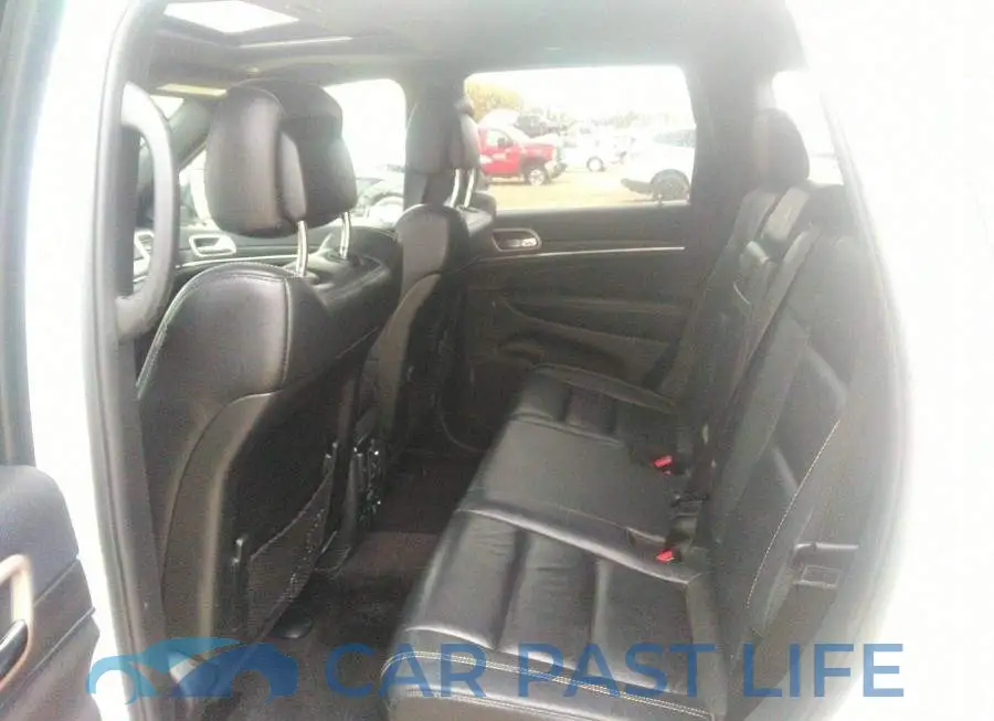 1C4RJFBG5HC822871# 8
