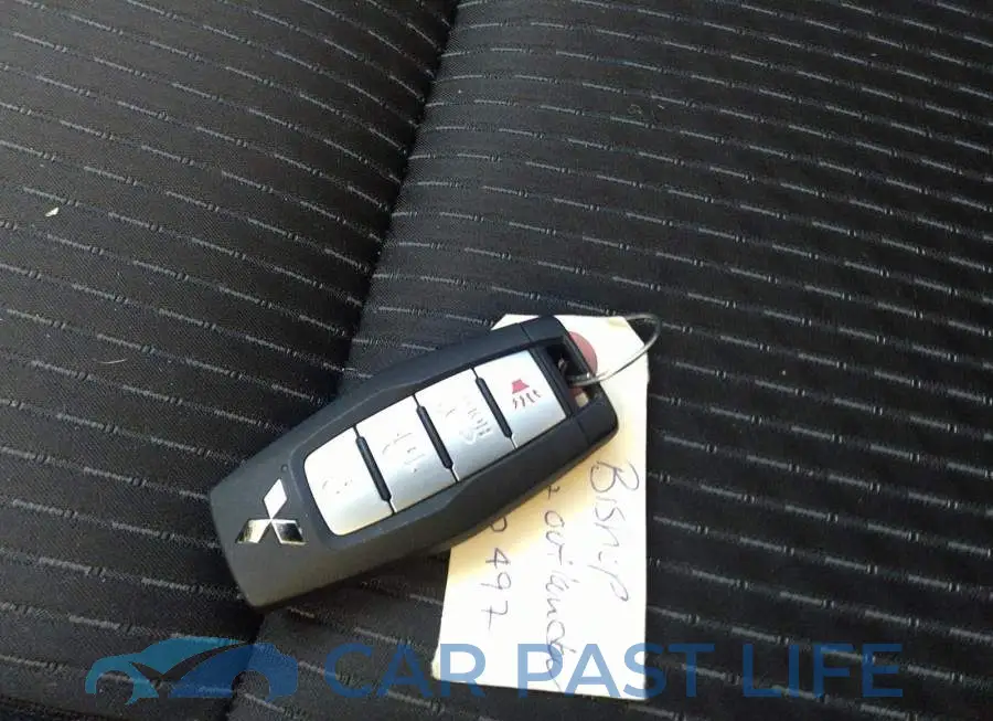 JA4J4UA87NZ615579# 11