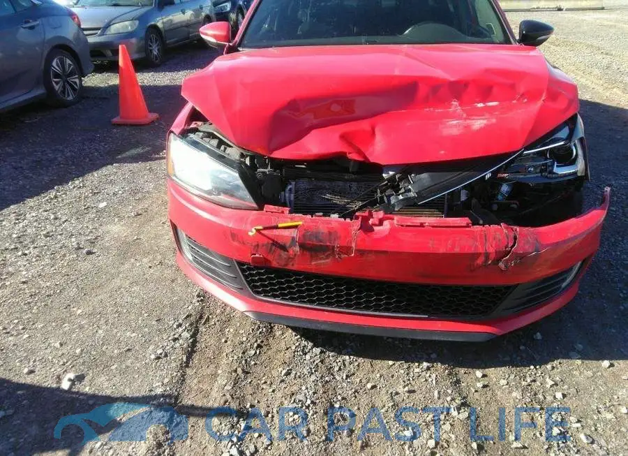 3VW4S7AJ1FM276816# 6