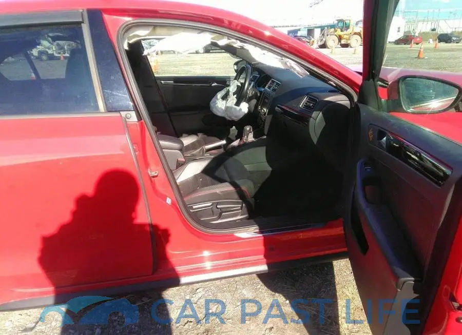 3VW4S7AJ1FM276816# 5