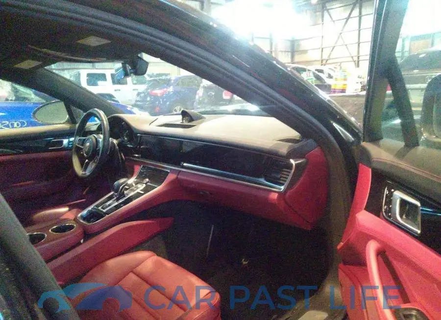 WP0AE2A75JL176815# 5