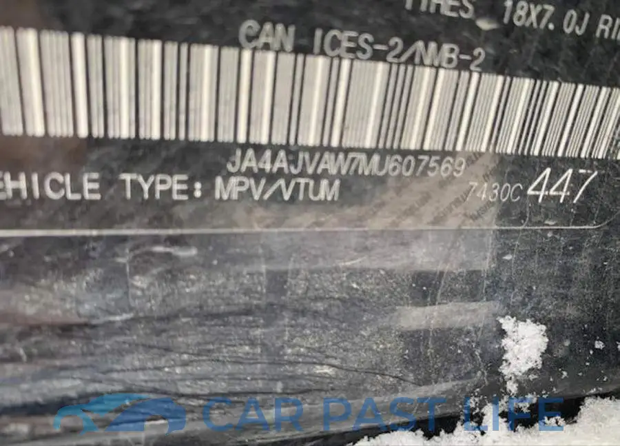JA4AJVAW7MU607569# 10
