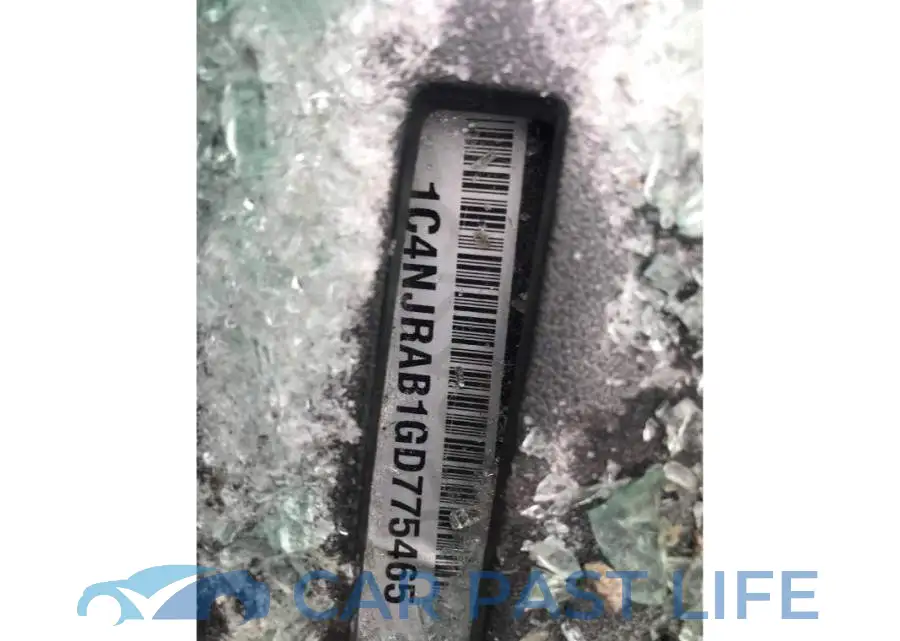 1C4NJRAB1GD775465# 9