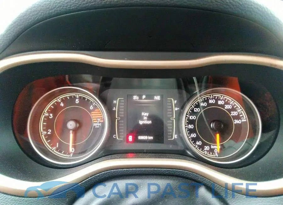 1C4PJLCB6JD595201# 7