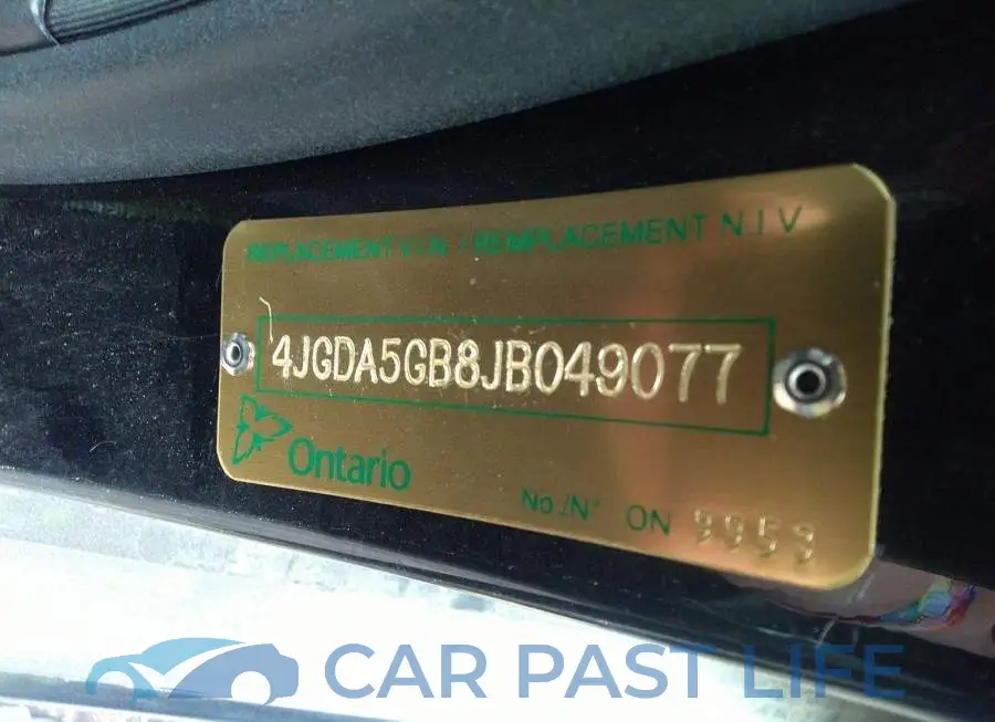 4JGDA5GB8JB049077# 9