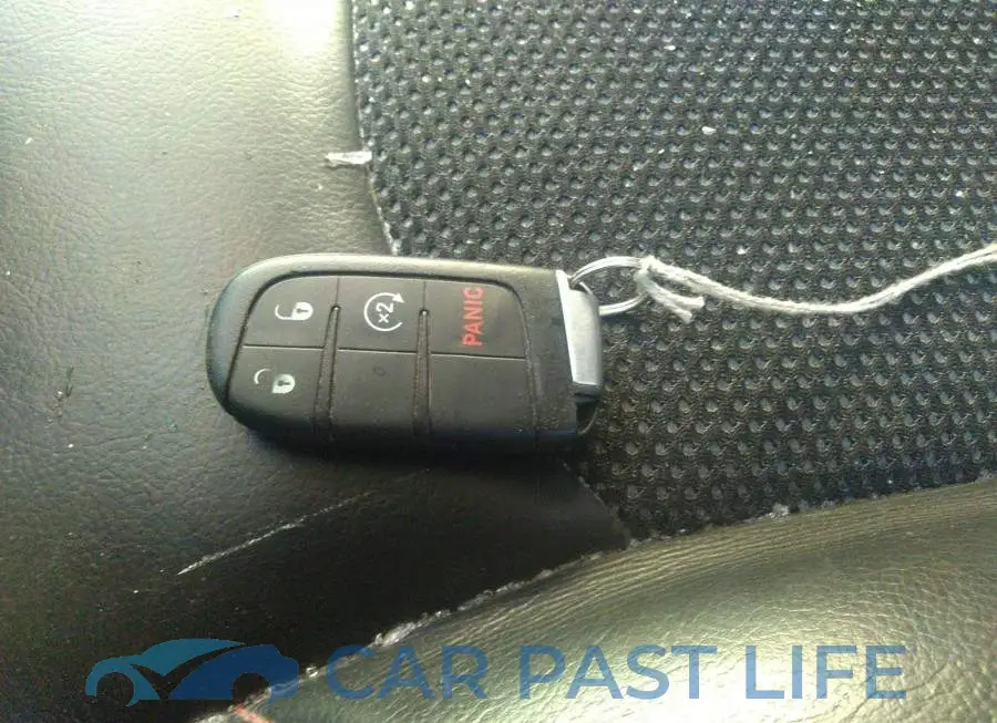 3C4NJDDB8JT200389# 11