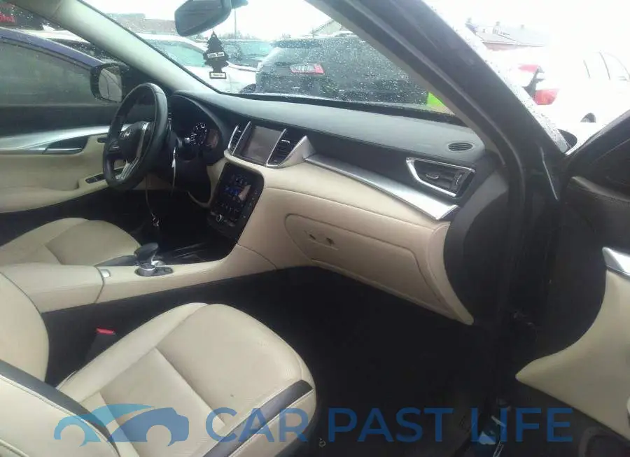 3PCAJ5M32KF108823# 5