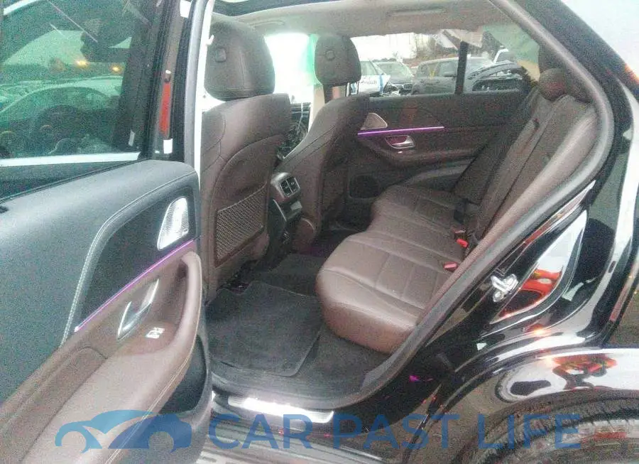4JGFB4KB7MA307350# 8