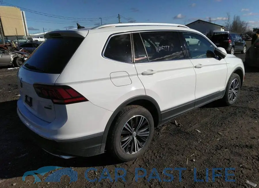 3VV4B7AX9JM117799# 4