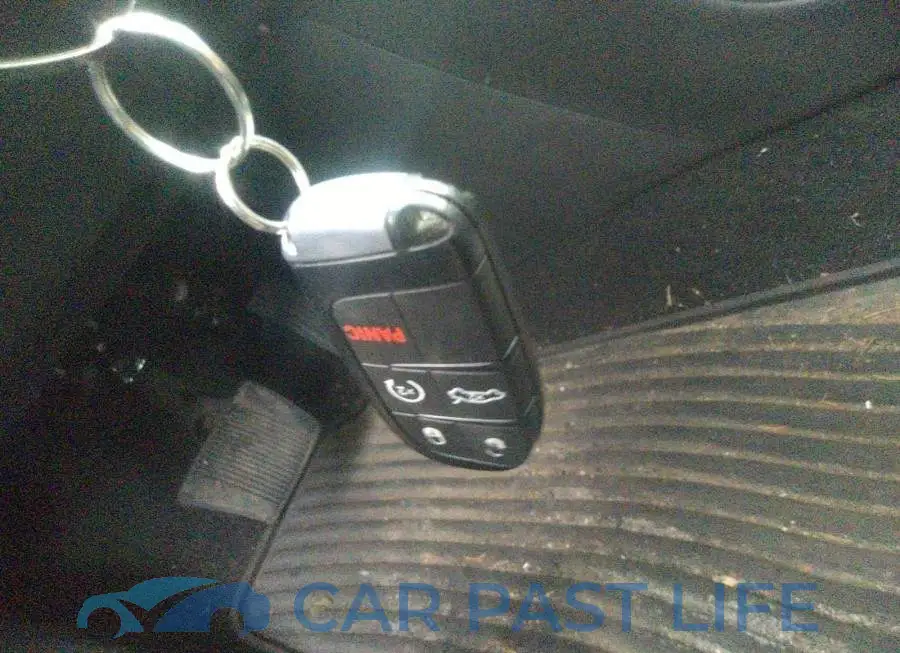 1C3CCCAB7GN197028# 11