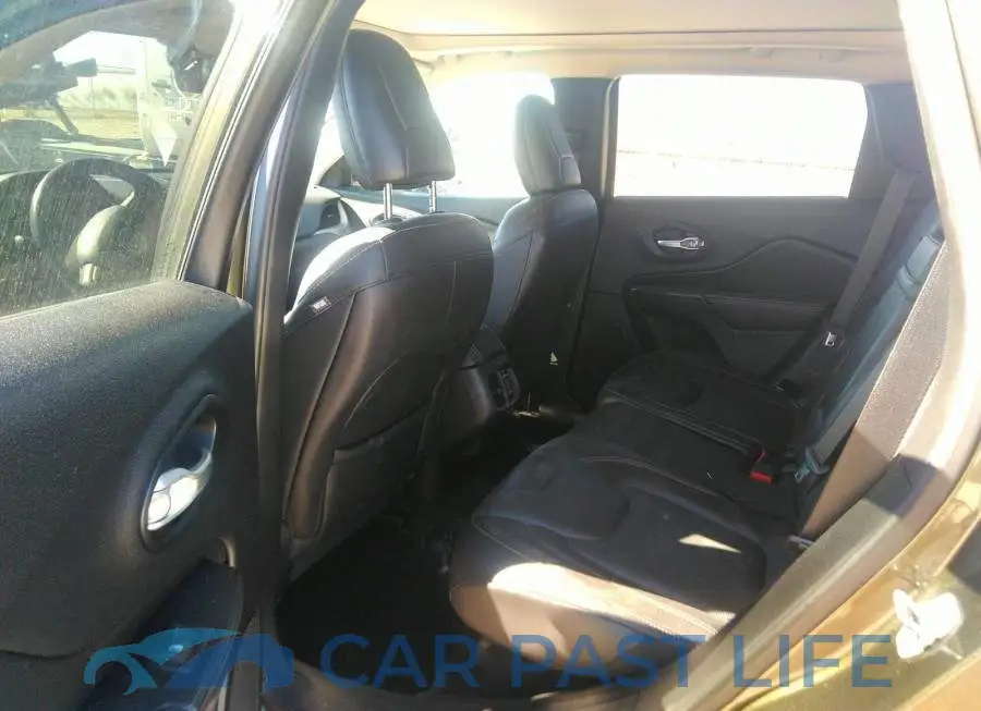 1C4PJMDS2FW751718# 8
