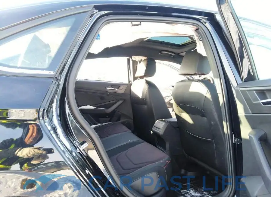 3VW2T7BU6NM029884# 8