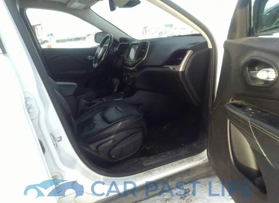 1C4PJMDS4FW600590# 5