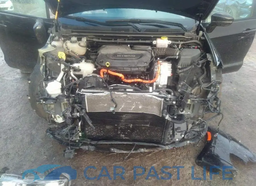 2C4RC1N77LR198872# 10