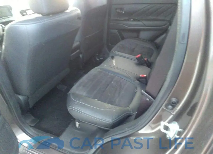 JA4J24A57JZ610601# 8