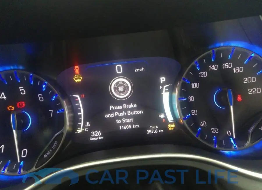 2C4RC1BG4NR110304# 7