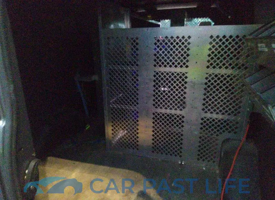 1FTNE1ZM8FKB24016# 8