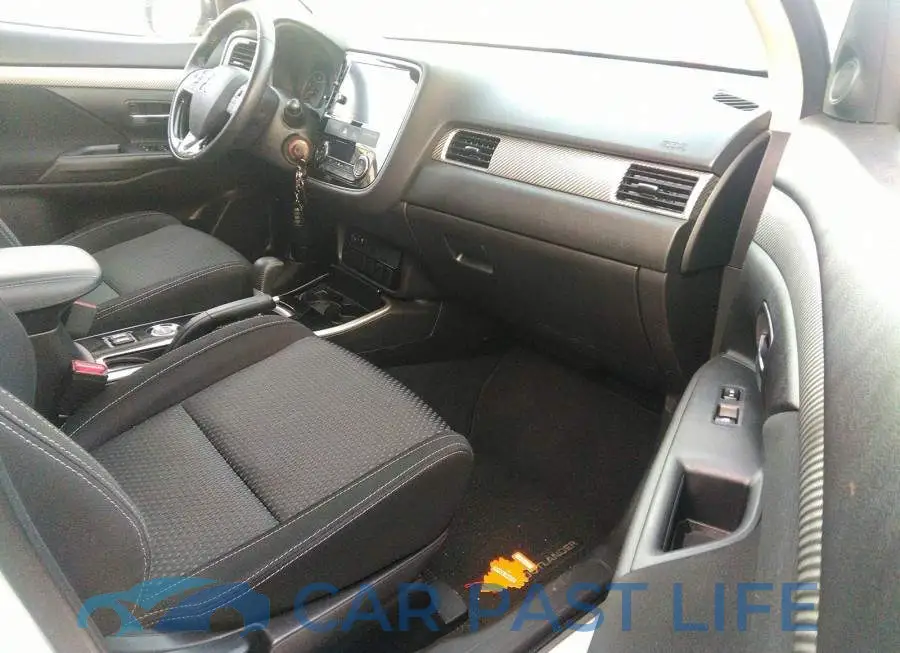 JA4AZ2A39JZ606743# 5