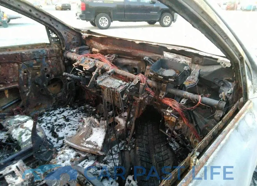2T3BFREV1HW586618# 5