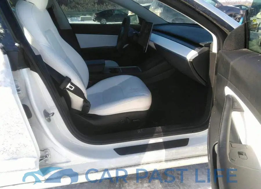 5YJ3E1EA0MF840504# 5