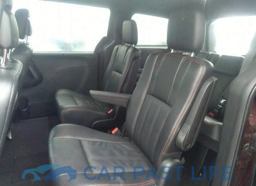 2C4RDGEG9LR214196# 8