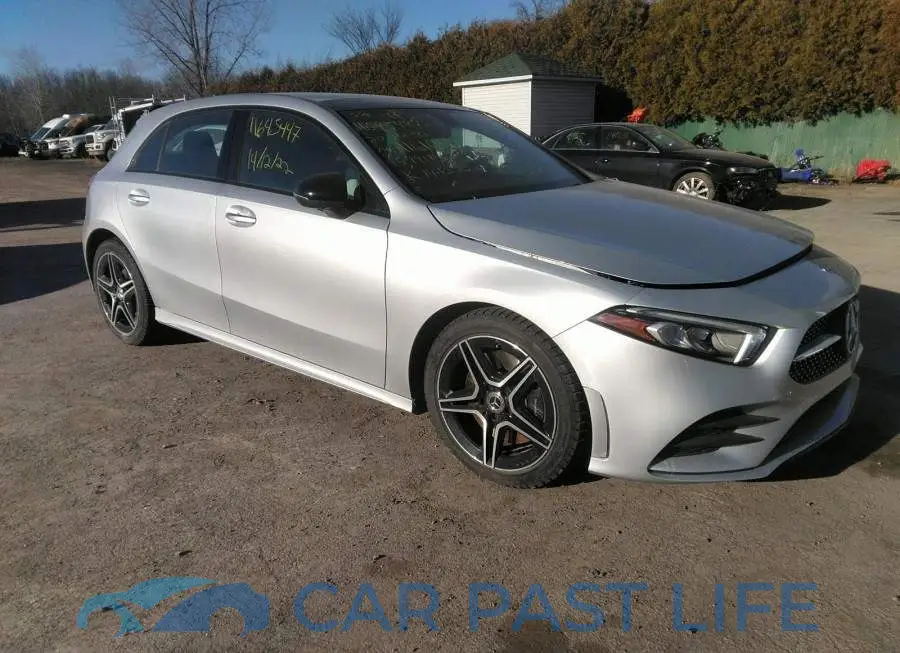 WDD3F4HB4LJ116105# 1